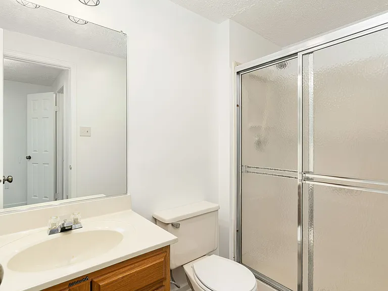 10905 Holleybrooke Dr — Photo 31
