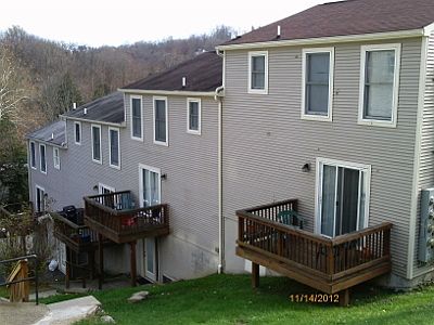 2nd image of 454 Stewart St APT 1