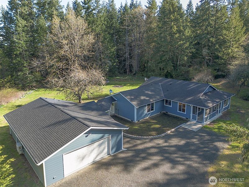 3rd image of 576 Blyn Springs Road