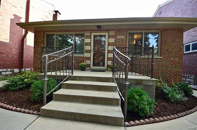 1st image of 6636 Bancroft Ave