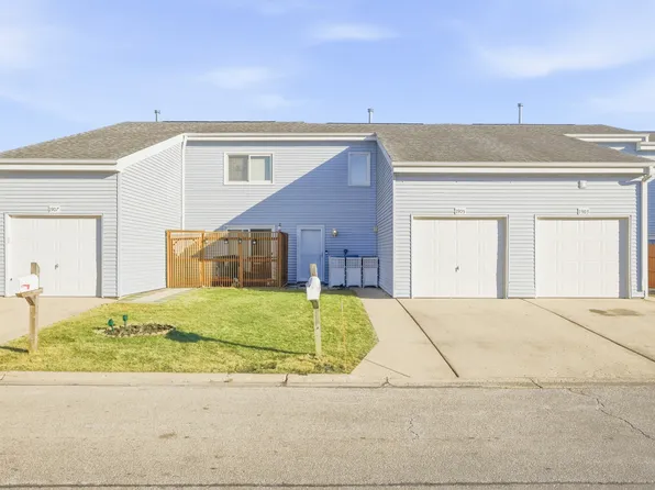 1905 Basswood Ln, Glendale Heights, IL 60139