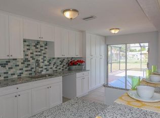 1219 SE 27th St, Cape Coral, FL 33904