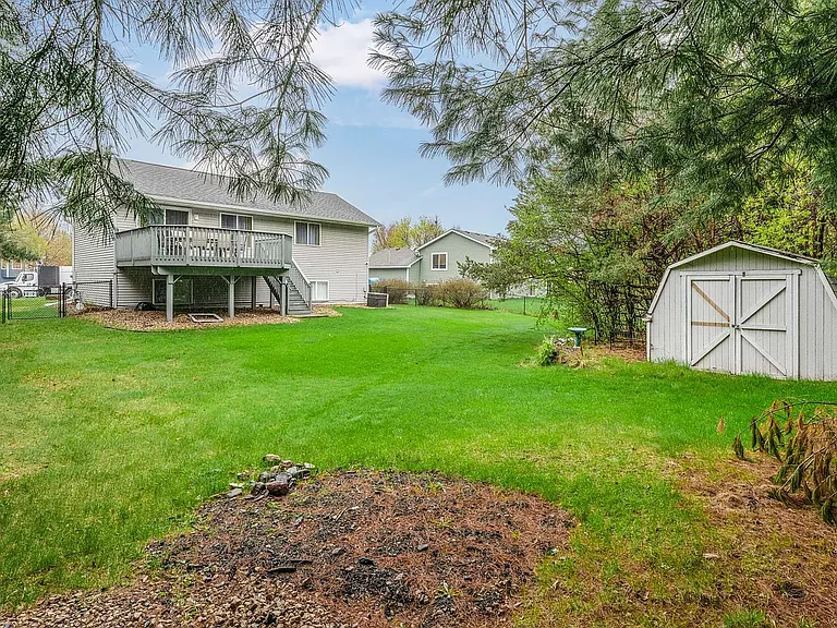9043 Waconia St NE — Photo 19