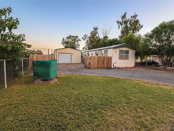 3rd image of 2138 E. Mustang Drive