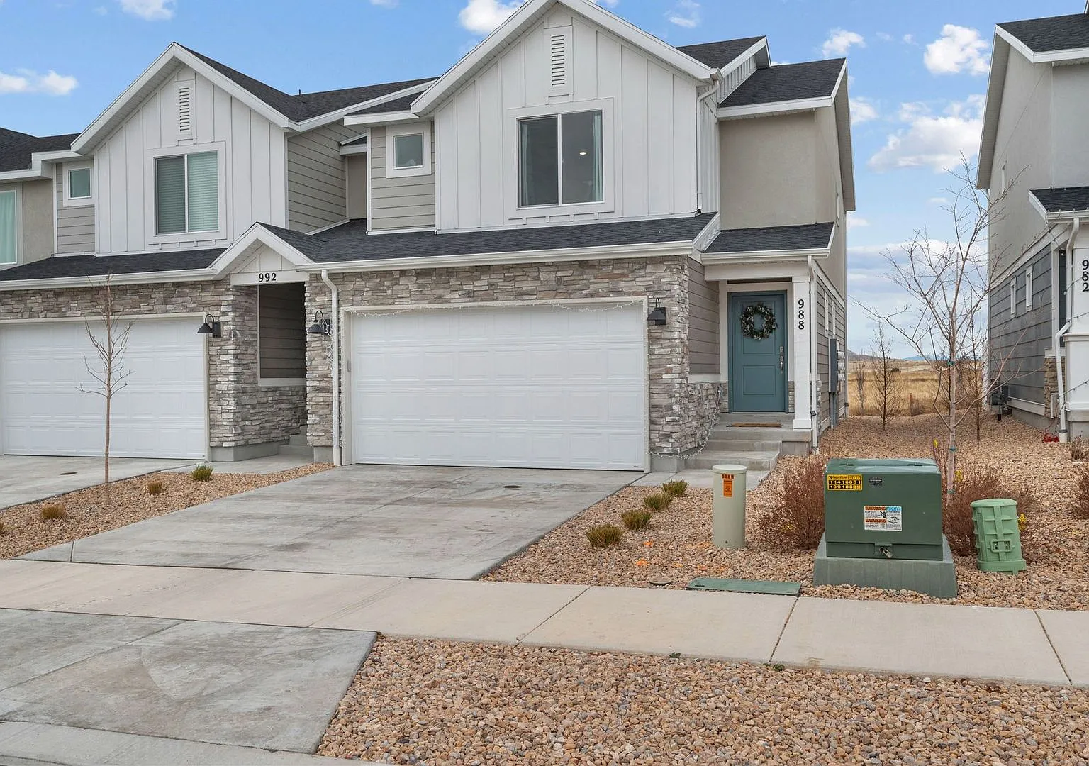 3 Bed / 2.5 Bath Townhome for Rent Santaquin, UT — Photo 1