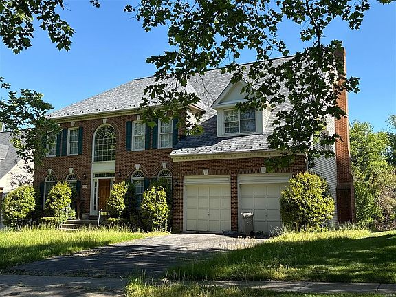 2nd image of 2113 Queensguard Rd