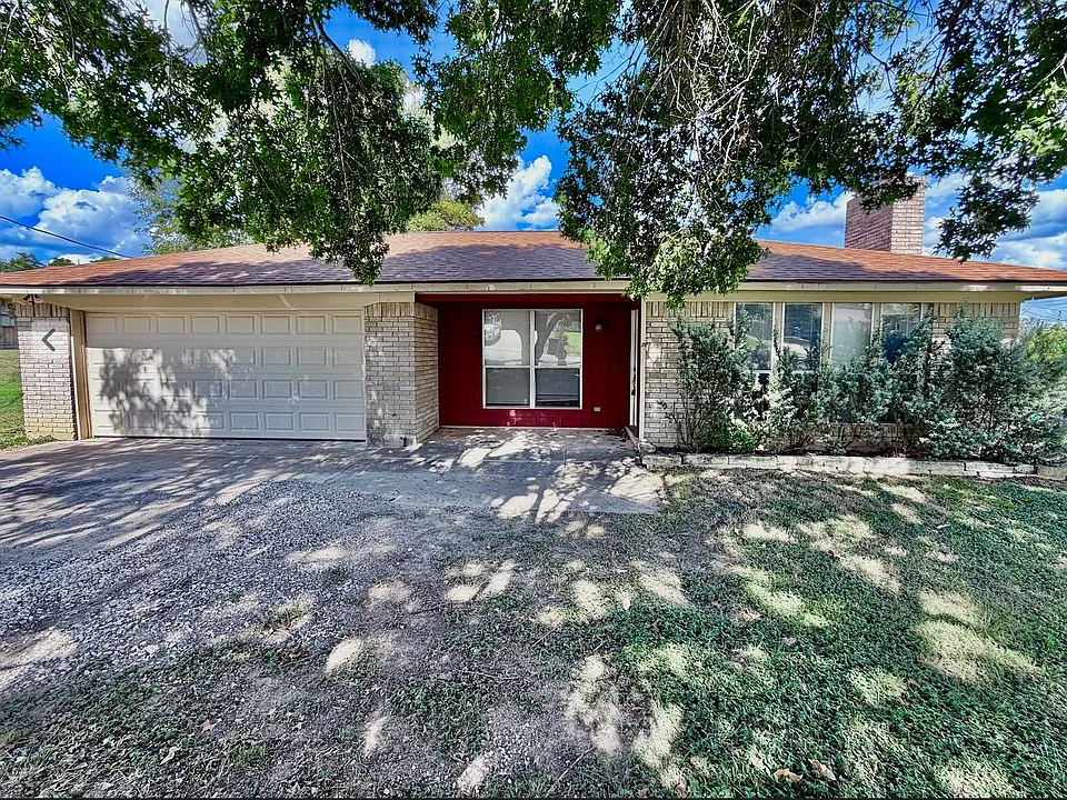 403 Earl Dr