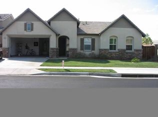 32095 Spun Cotton Dr, Winchester, CA 92596