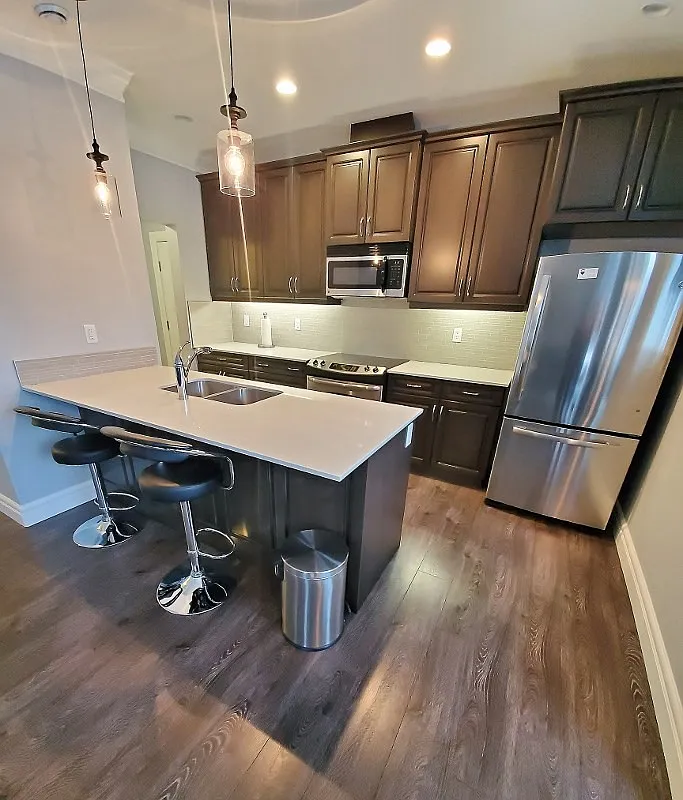 Unit 302, Furnished executive condo! — Photo 4