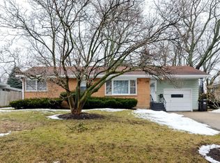 4208 Ponca St, McHenry, IL 60050