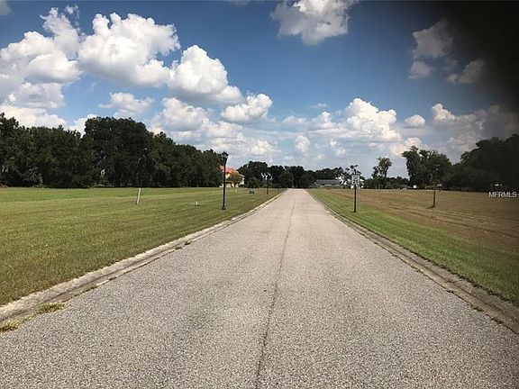 3rd image of 10908 Flint Estates Dr