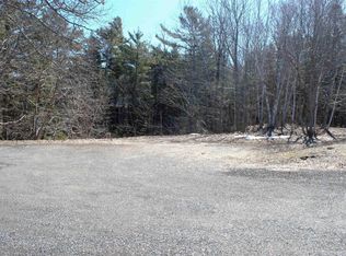 Maple Dr, New Minas, NS B4N 4C5