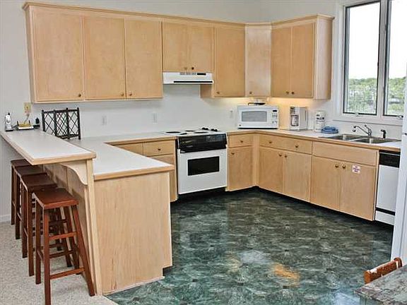 5th image of 1704 E Gulf Beach Dr