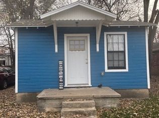 201 E Cleveland St, Prairie Grove, AR 72753