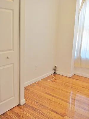 Rented by Park Property Advisors | media 3