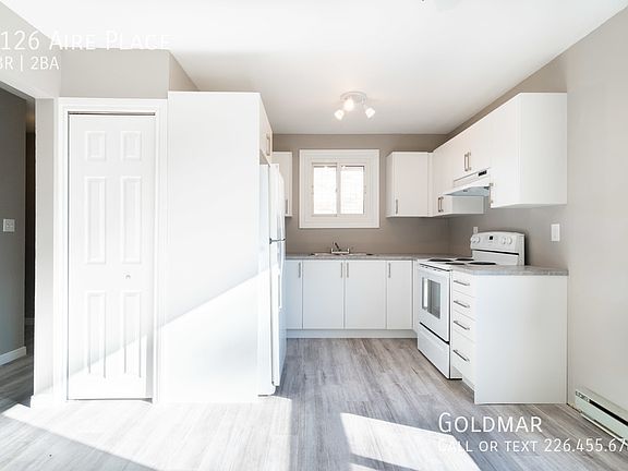 2nd image of 1126 Aire Pl