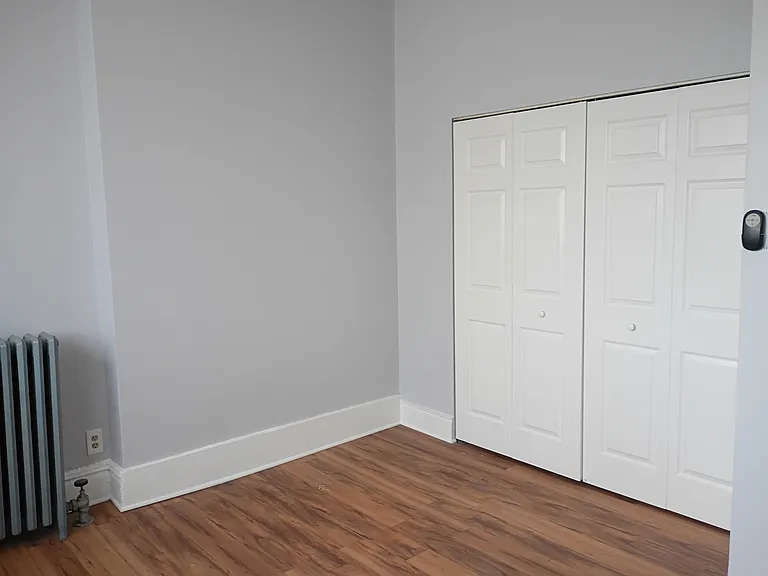 3652 S Lake Park Ave #1 — Photo 7