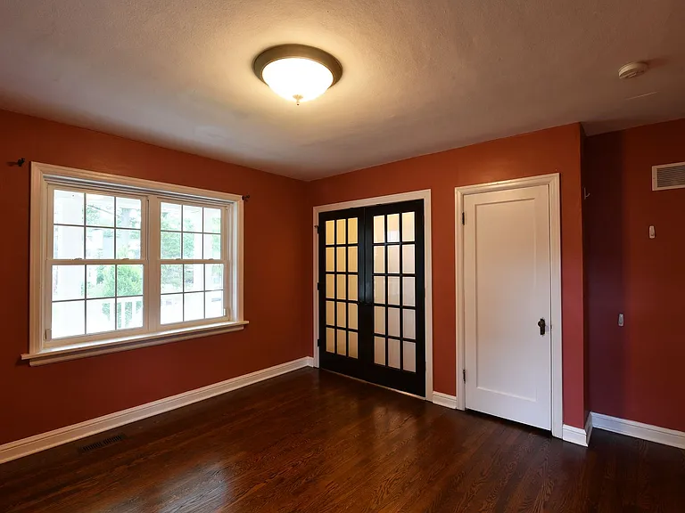 106 Manlyn Dr — Photo 30