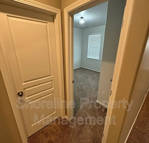 511 Diamond Lake St — Photo 78