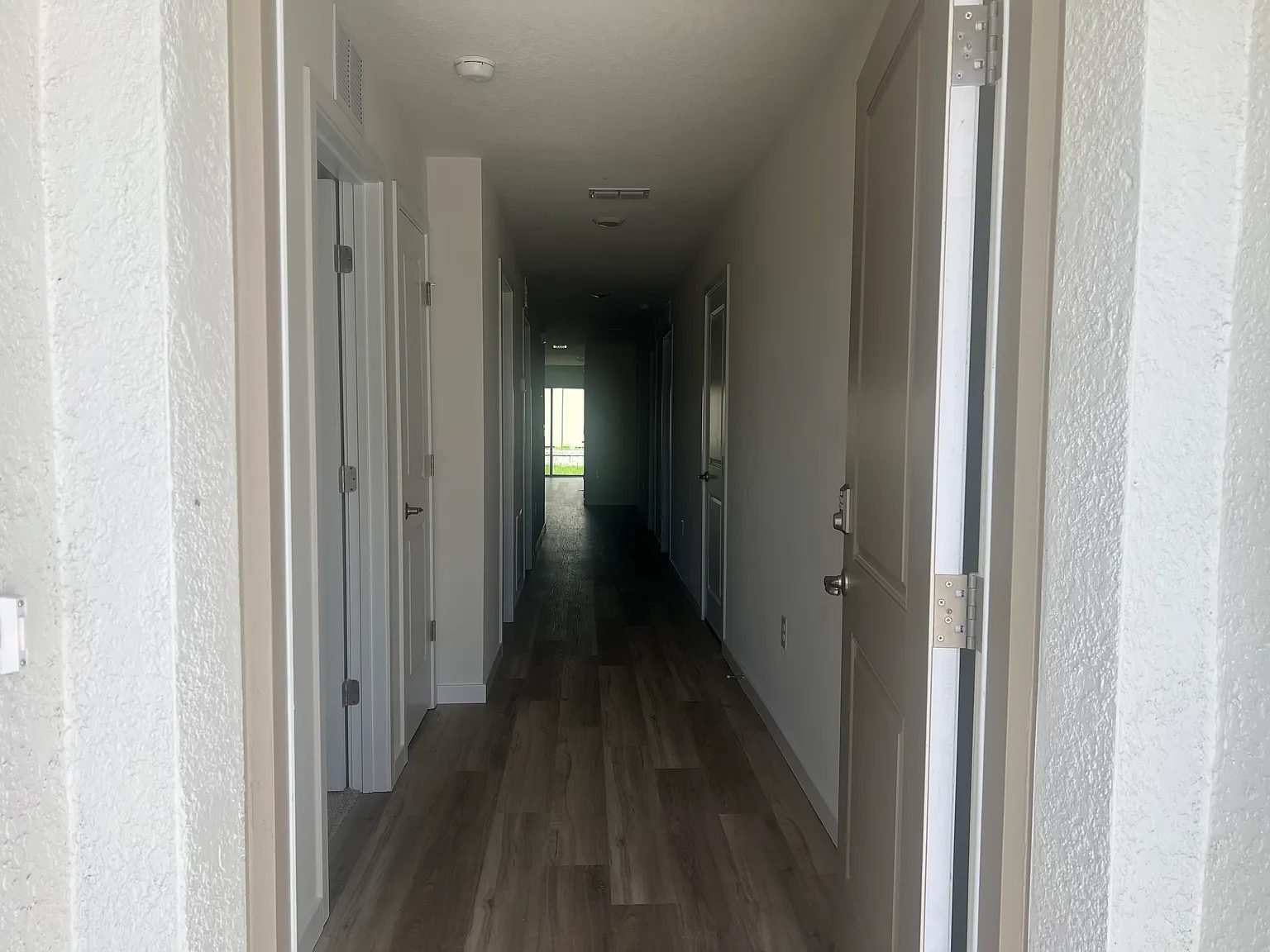 5 bed, 1769 sqft, $2,100 — Photo 3