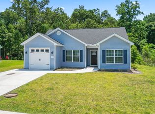 437 Shallow Cove Dr, Conway, SC 29527