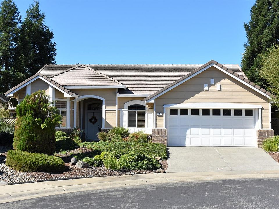 1st image of 417 Garden Breeze Ct