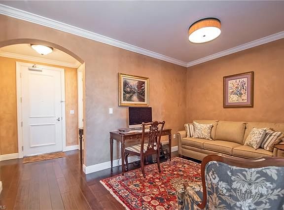 3rd image of 23151 Fashion Dr Unit 304