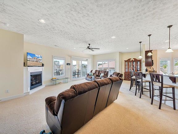 5th image of 1102 La Casa Ct