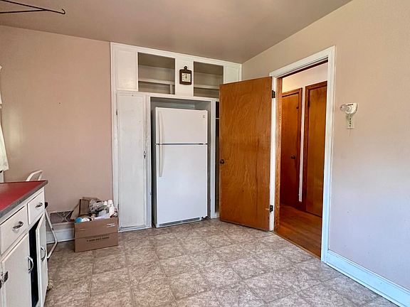 3rd image of 2303 Florida Ave NW