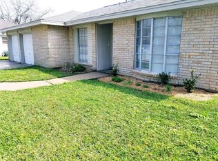 7203 Mallard Dr, Texas City, TX 77591