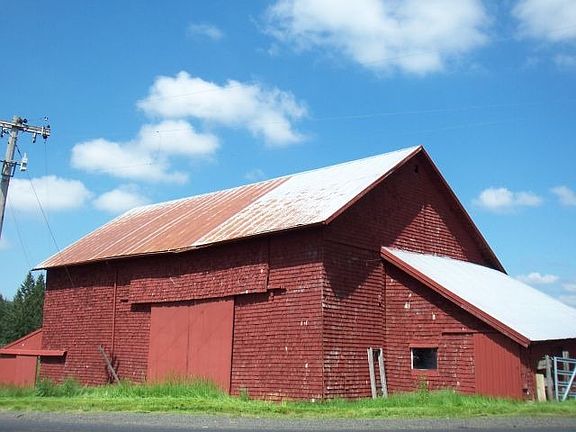 100+/- landmark Kokel Corner barn