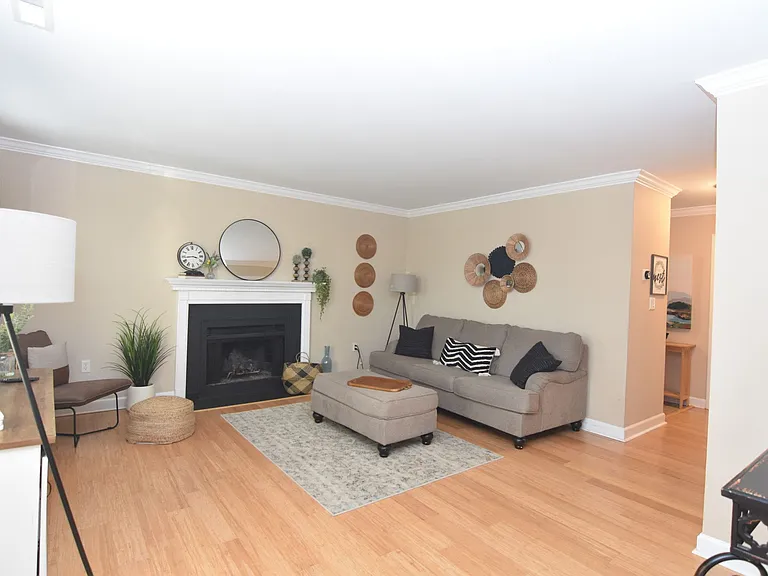 1265 Hulon Cir #HULON — Photo 3