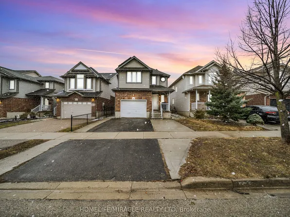 51 Seabrook Dr, Kitchener, ON N2R 1Y1