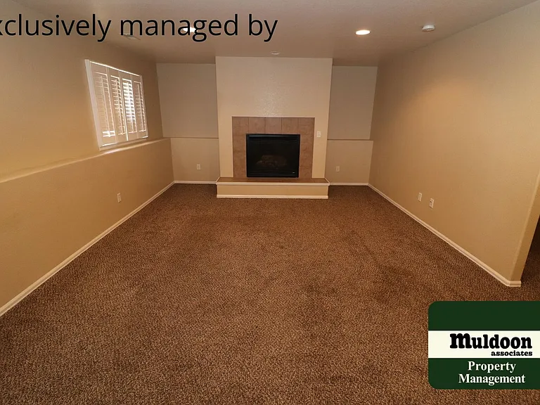 291 W Elgin Dr — Photo 7