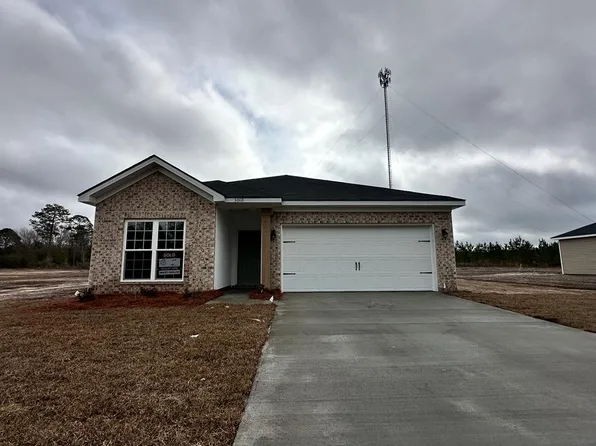 3008 SE Arnold Dr, Allenhurst, GA 31301
