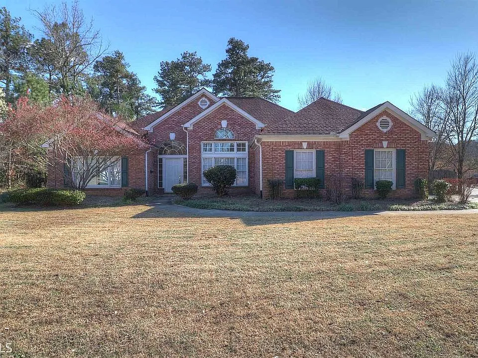 300 Toccoa Pl