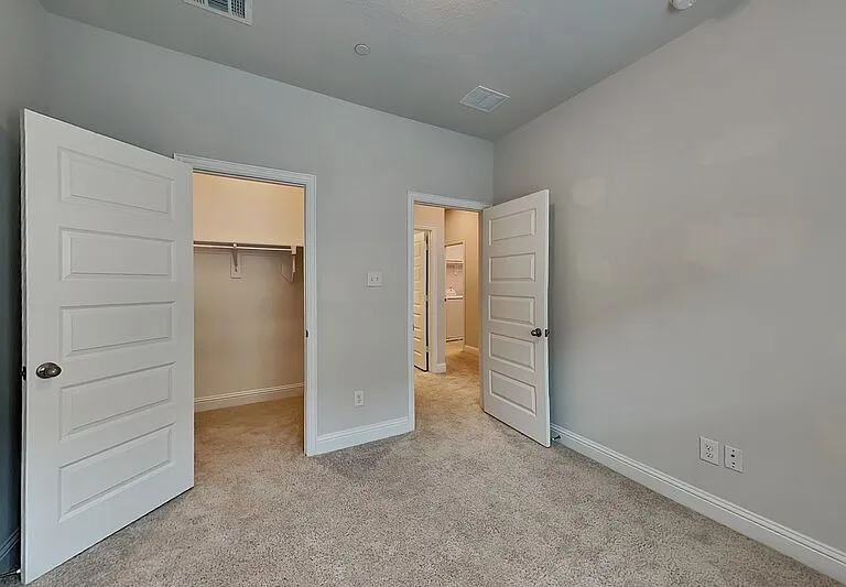 4417 Benton Ln — Photo 14
