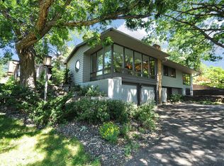 310 Burntside Dr, Golden Valley, MN 55422