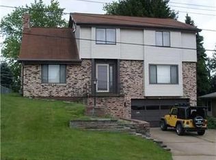 202 Erwin Pl, Mc Kees Rocks, PA 15136