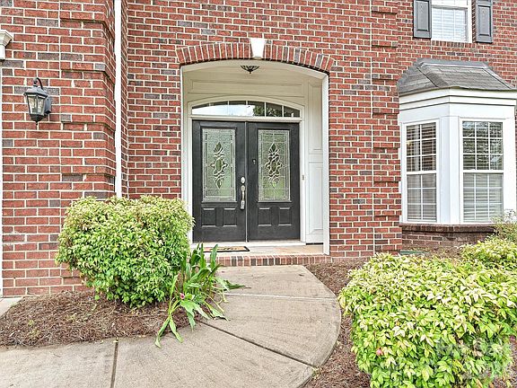 2nd image of 6414 Ballybay Dr