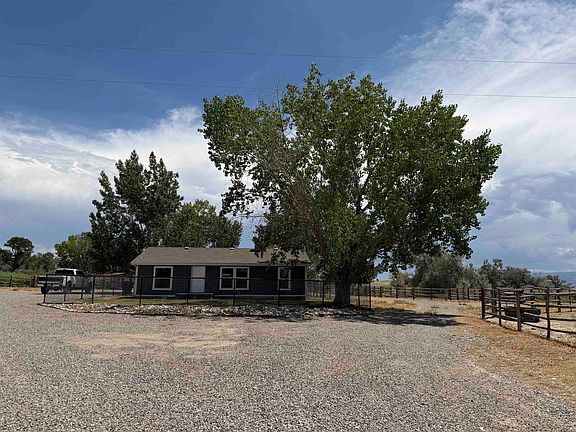 2nd image of 1668 18 Rd