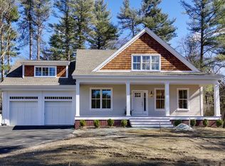2 Picardy Ln, Dover, MA 02030