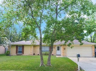 1965 Sherwood Forest St, Houston, TX 77043