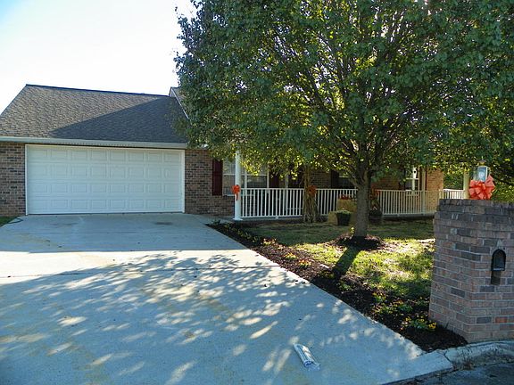2nd image of 7706 Little Man Ln