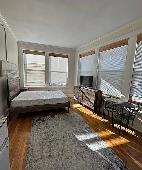 38 Green St #202 — Photo 11