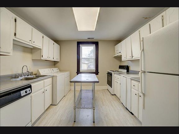 4th image of 396 N Highland Ave #C