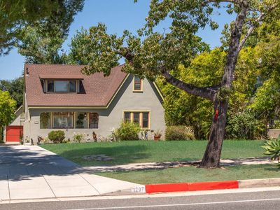 1297 N Hill Ave, Pasadena, CA, 91104
