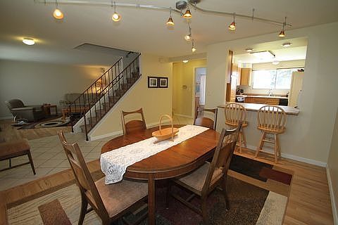 6341 S Williams St 005