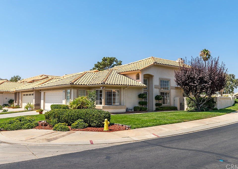 1st image of 885 Oakland Hills Dr
