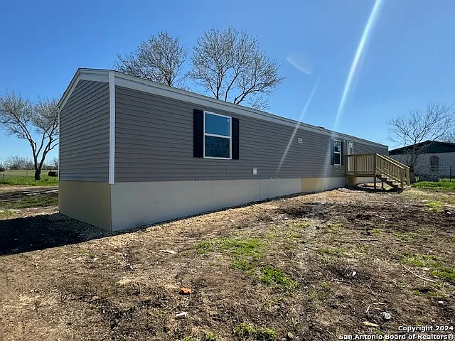 18480 Leal Rd — Photo 2